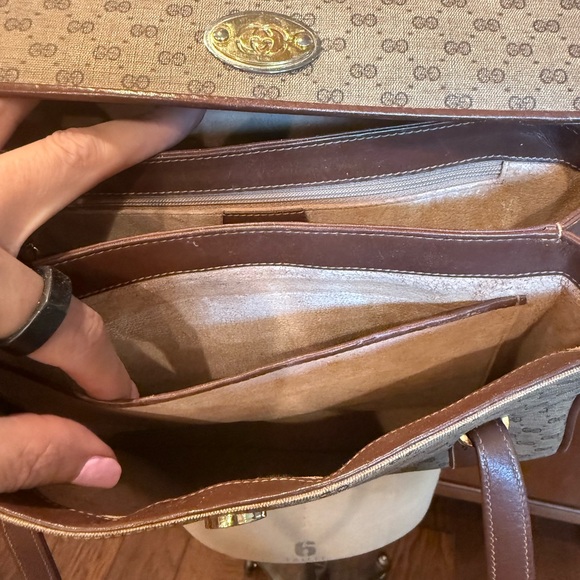 Vintage Gucci Monogrammed Coated Canvas Shoulder Bag with Leather Brown Trim - Picture 12 of 14